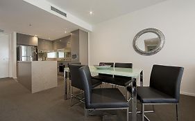 Manhattan 303 Canberra City Act